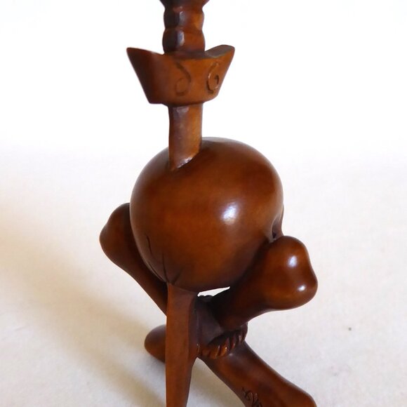 VINTAGE SIGNED JAPAN JAPANESE HAND CARVED WOOD NETSUKE SKULL SWORD - Picture 5 of 14